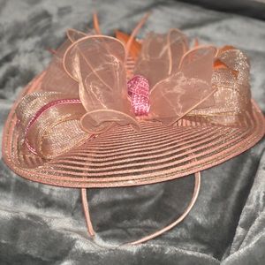 Fascinator hat